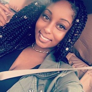 Meet your Posher, Jasmine